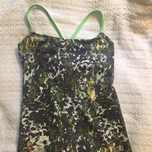 Lululemon Size 6 Dancing Warrior Tank